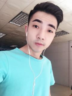 男人肖楠个人资料,才华横溢的职场精英，揭秘他的成功之路